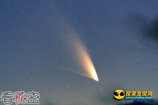 3月夜空上演精彩“彗星秀”：11万年仅一次