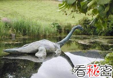尼斯湖水怪竟是地球上最后一只恐龙