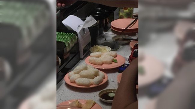 回转寿司「只吃料不吃饭」 他怒呛：好好吃饭不行吗？