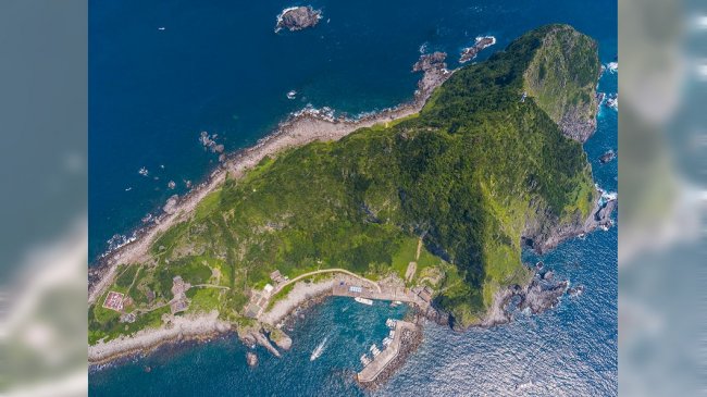 基隆屿净滩 意外拍到「鲨鱼张开血盆大口」