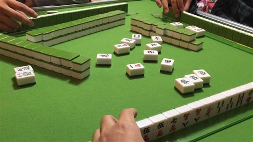 小赌怡情、大赌伤身！男子打麻将赢钱 却因少拿一元杀人