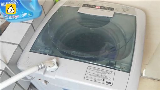 因懒洗衣服！男大生合购「洗衣机」　竟意外成老板月入三千