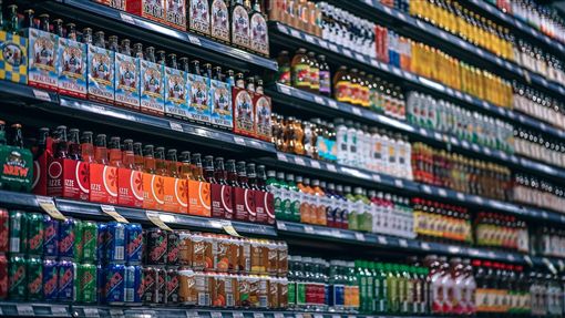英国课征「糖税」！含糖饮料爆涨 一瓶可乐要价26.5元