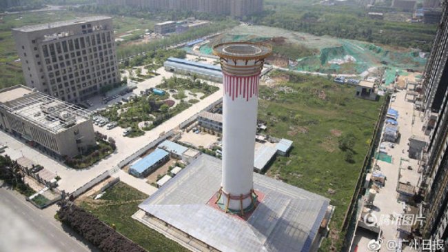 闯红灯就喷水！ 「街道神器」警告违规