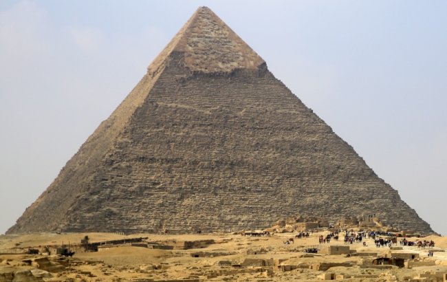 古夫金字塔发现「神秘洞」 大到可停一台飞机