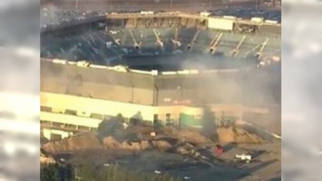 爆破拆除屹立不摇 美「不倒巨蛋」成新景点