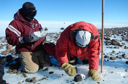 南极为什么有陨石