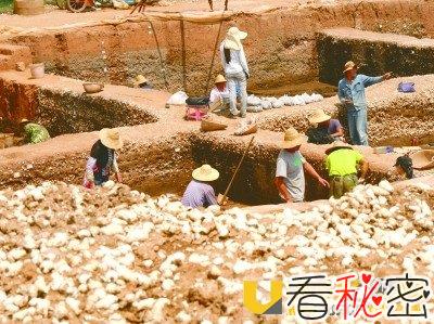 云南发现春秋时村落遗址 填补古滇国文化考古空白