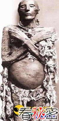 千年女木乃伊被看守人“强暴”并怀孕