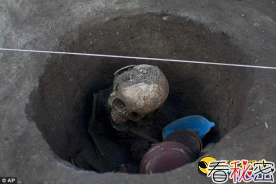 墨西哥惊现上千年前儿童集体墓穴！(图)
