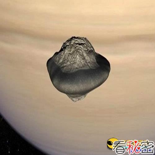 神秘土星UFO状卫星科学家揭晓形成之谜