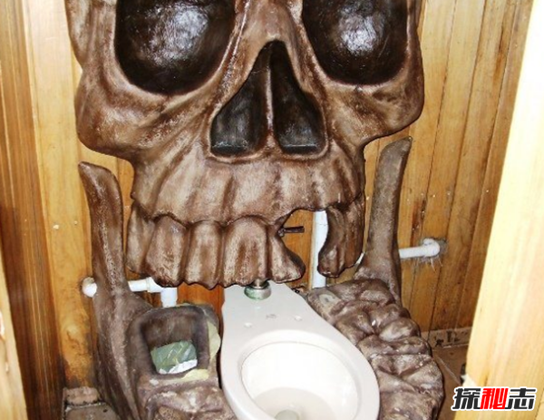 世界上最奇葩的10大厕所,头骨厕所你敢上吗?(瑟瑟发抖)