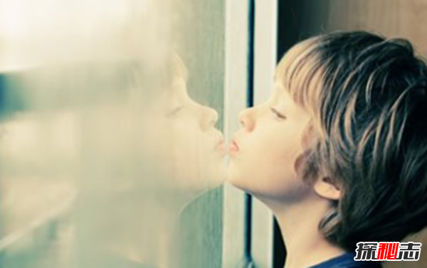 为什么自闭症都是男孩?自闭症的十大表现与治疗