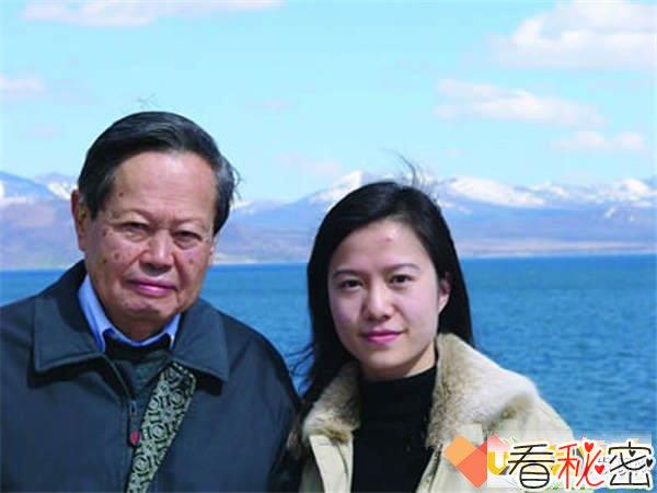 你不得不知道的翁帆的父亲与杨振宁18岁的孙女完婚内幕