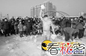太抗冻了！东亚特派延吉记者 王振东 摄